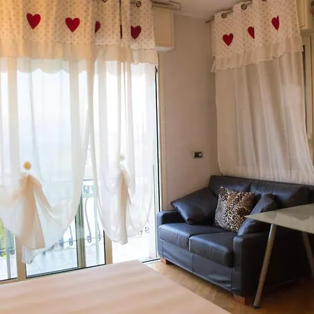 House With 4 Bedrooms In With Wonderful Sea View And Furnished Terrace 500 M From The Beach Holiday home *