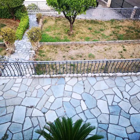 펜션 House With 4 Bedrooms In With Wonderful Sea View And Furnished Terrace 500 M From The Beach